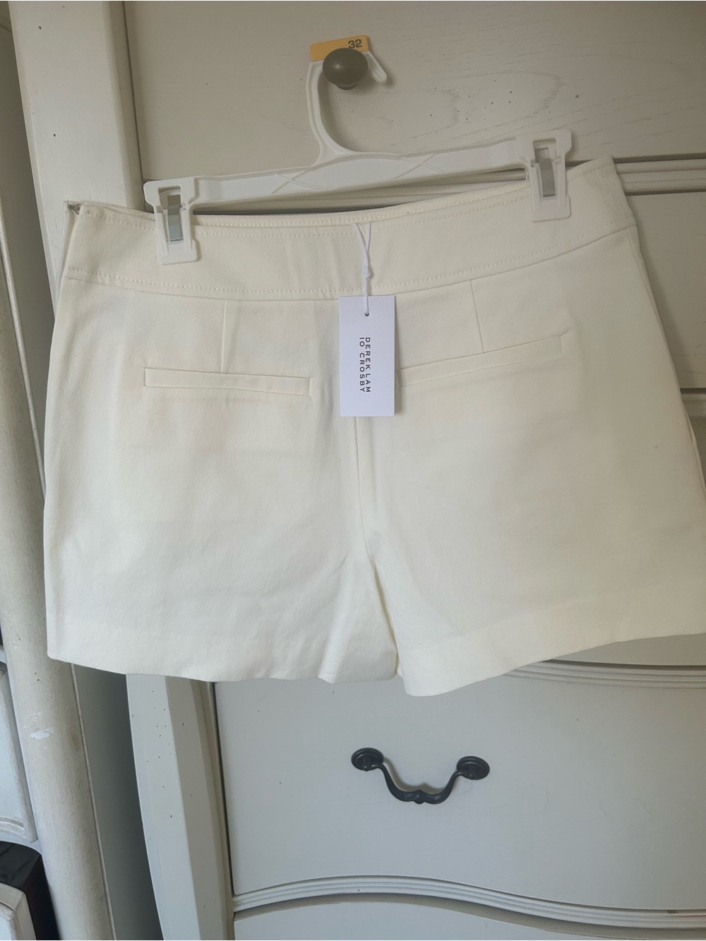 10 Crosby Derek Lam Cream High-Waist Sailor Button Shorts - Picture 2 of 2